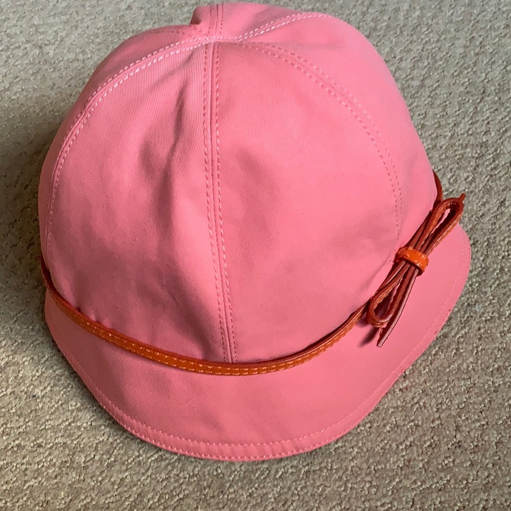 Coach the Tara hat In coral color size M/L